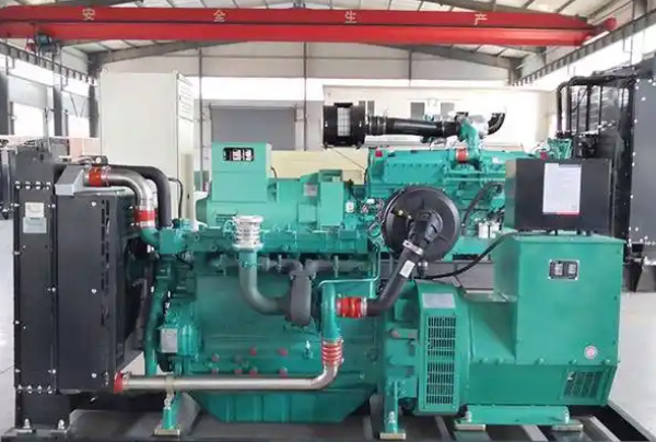 發電機控制柜安裝：柜體固定高度與接線布局原則，提升操作便利性與檢修效率